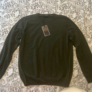 NWT Men’s Cashmere sweater